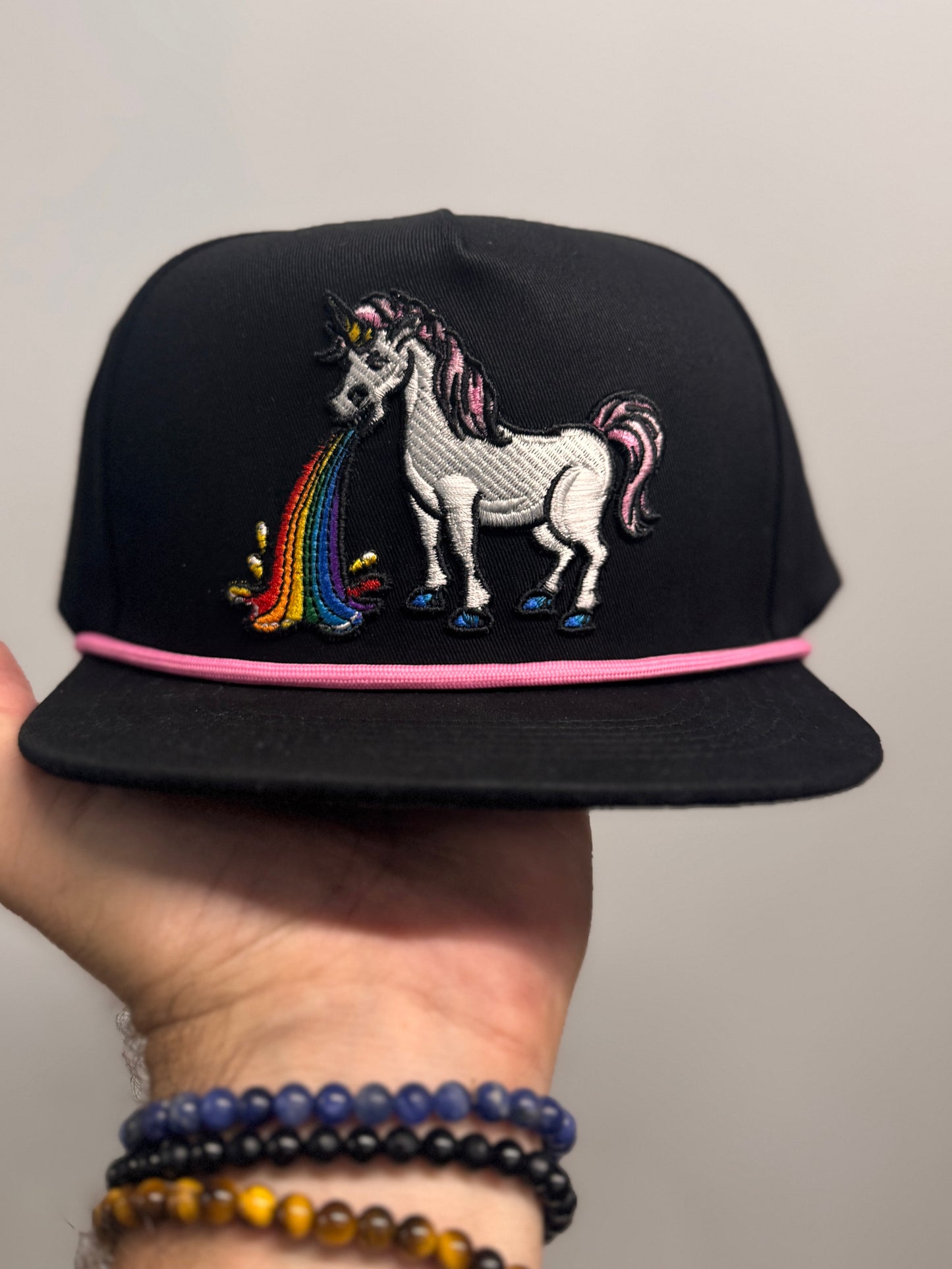 Unicorn Barfing a Rainbow (Flat Bill)